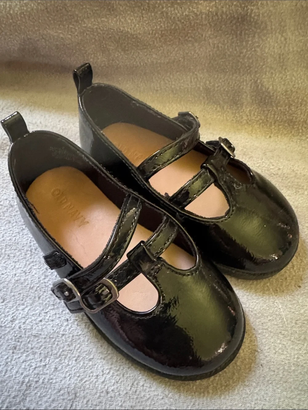 Old Navy Girls Black Patent T-Strap Mary Jane Shoes